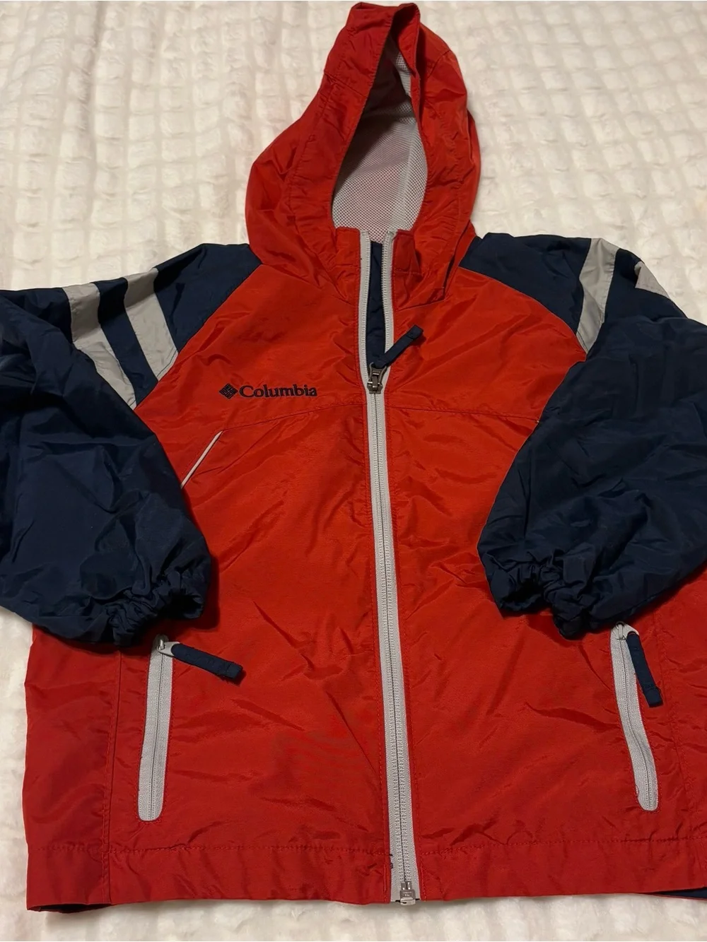 Columbia Red and Navy Hooded Windbreaker Boys Size 6/7